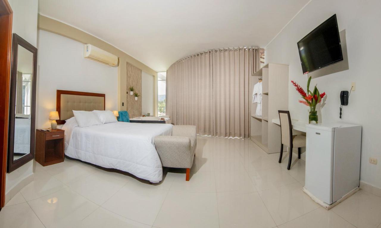 Vuelo 78 Hotel Tarapoto Eksteriør bilde